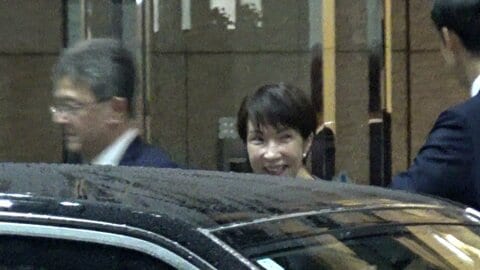 自民新人議員会合に高市総理“サプライズ参加”し激励　初当選の衆院議員62人で同期会結成　「鹿鳴会」奈良の鹿にちなみ