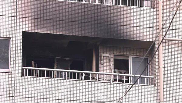 【火災】「ゴキブリ退治が大惨事に！マンション火災で3人怪我、東京上野での奇想天外な一幕」