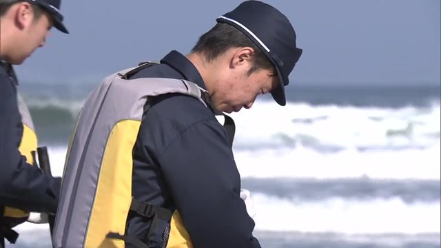 14年経つ今も沿岸部では行方不明者の一斉捜索が(2024年10月撮影)