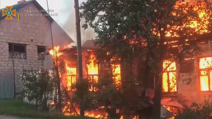 ロシアの攻撃を受けるウクライナの街