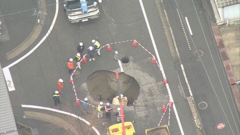 新潟市の緊急調査で新たに路面下の空洞が見つかる…下水道管の腐食による損傷が原因か　1月の道路陥没事故受けて調査実施｜FNNプライムオンライン
