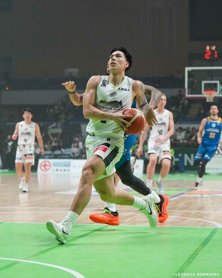【レバンガ】クラブBリーグ史上1試合最多得点を更新！ 116得点を挙げ滋賀に大勝  “フィリピンの貴公子”ドワイト・ラモス主将がキャリアハイ30得点7本の3点シュートを決めチームを勝利に導く｜FNNプライムオンライン