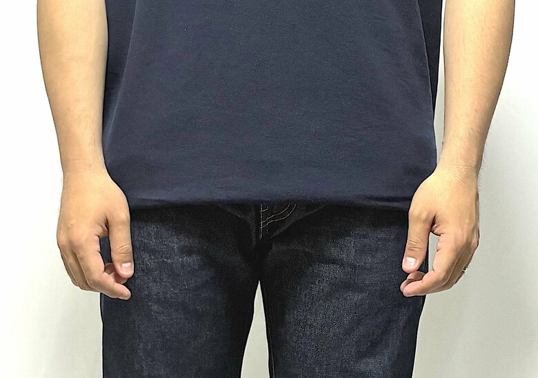 パンツの股上は3分の1くらい見えてれば大丈夫（特集班撮影）