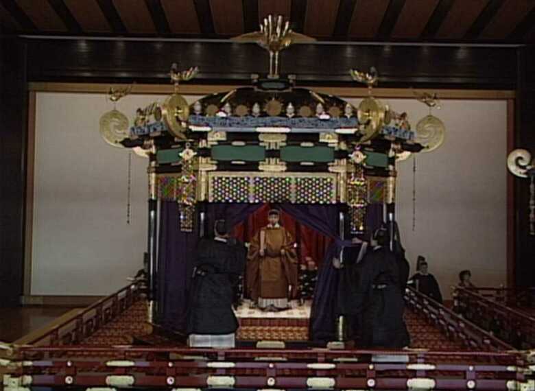 即位礼正殿の儀（1990年11月）
