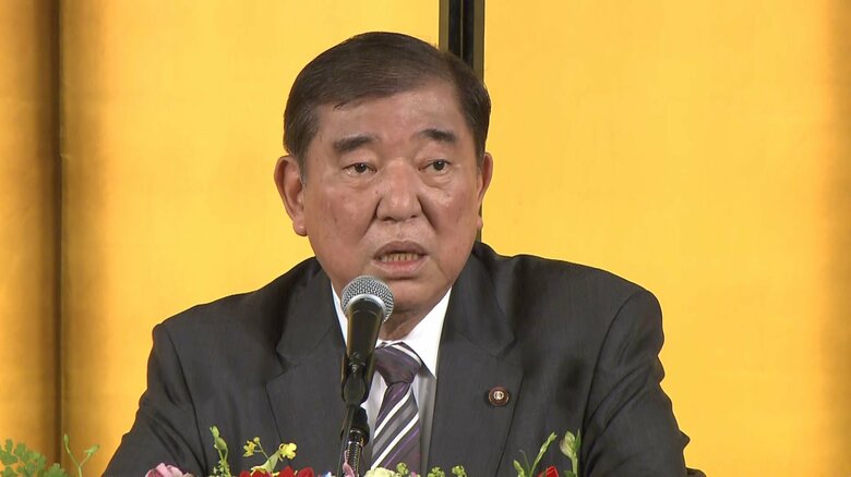 会長を務めた生団連の会合には各界の大物の姿が