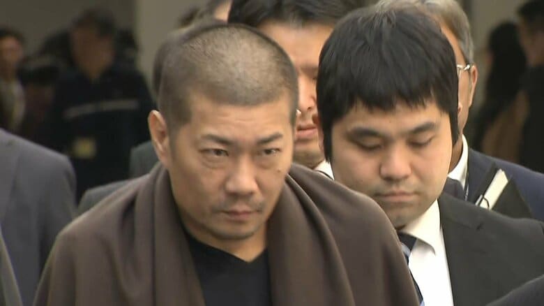 移送される福原敬済容疑者　26日
