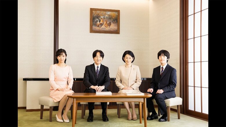 12月24日･秋篠宮邸（宮内庁提供）