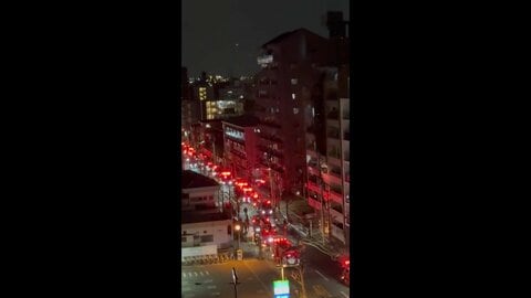 9階建てマンションの一室から出火　7人搬送　いずれも命に別条なし　東京・足立区