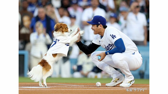 大谷翔平選手とデコピン
