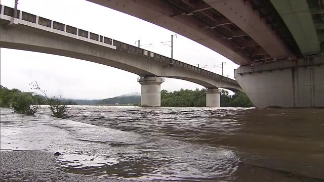 100ミリを超える雨で在来線に影響…気象台は引き続き注意を呼びかけ【岡山・香川】