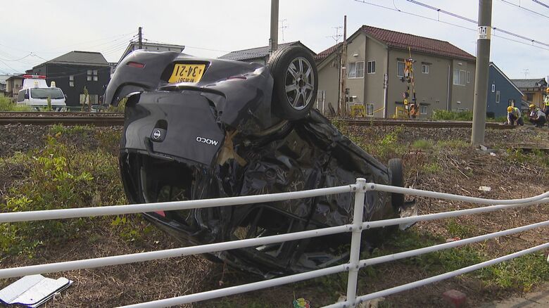 「バーンと爆発したような音が」踏切内で特急列車と軽自動車が衝突…車を運転していた70代女性は逃げて無事 列車の乗客乗員にもケガなし 新潟・江南区｜FNNプライムオンライン