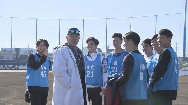 球団越えて仲良しの今に一石…中日・井上監督は恩師・星野仙一さんの“イズム”を受け継ぐのか 2025年どう戦う｜FNNプライムオンライン