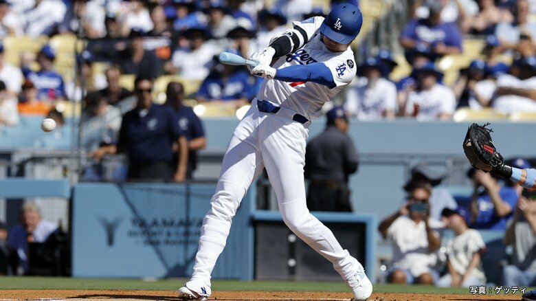 【速報】大谷翔平2試合連続マルチヒット！「父の日」青バットで3打席3出塁　両リーグトップ独走の今季73得点目マーク｜FNNプライムオンライン