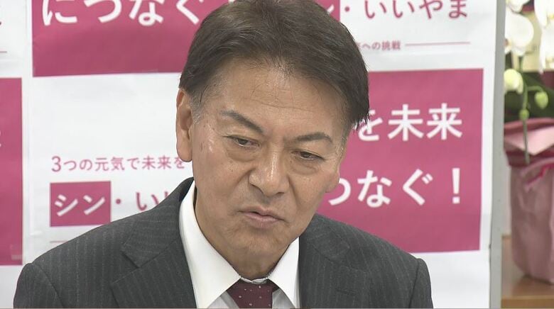 現職と新人3人の争い　飯山市長に新人・新家智裕さんが初当選　争点は「駅前のホテル建設」　現在は「凍結状態」…新家さん“相応の規模が必要”推進する考え示す｜FNNプライムオンライン