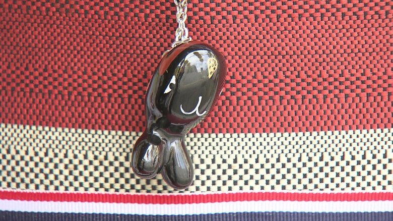 踊町の万屋町の鯨がモチーフの帯飾り