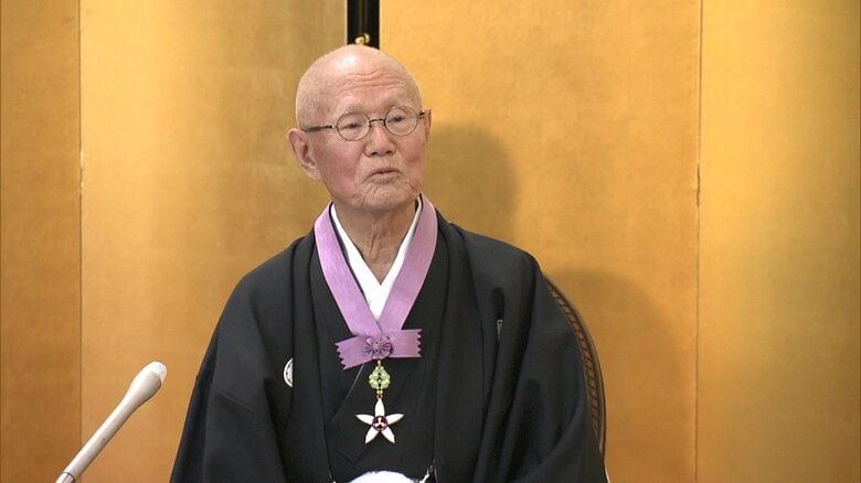文化勲章を受章したちばてつやさん（2024年11月）