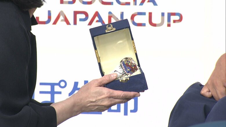 タイの選手からプレゼントされた「ゾウの置物」