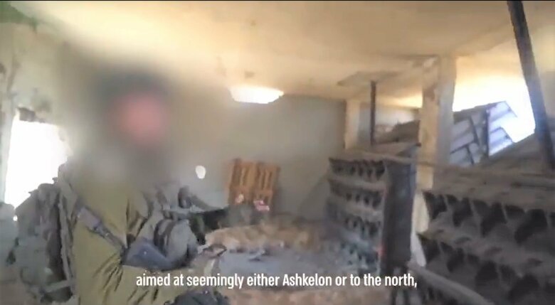 施設内に多連装ロケット砲発射装置が隠されていたと主張（イスラエル国防軍公式Xより）