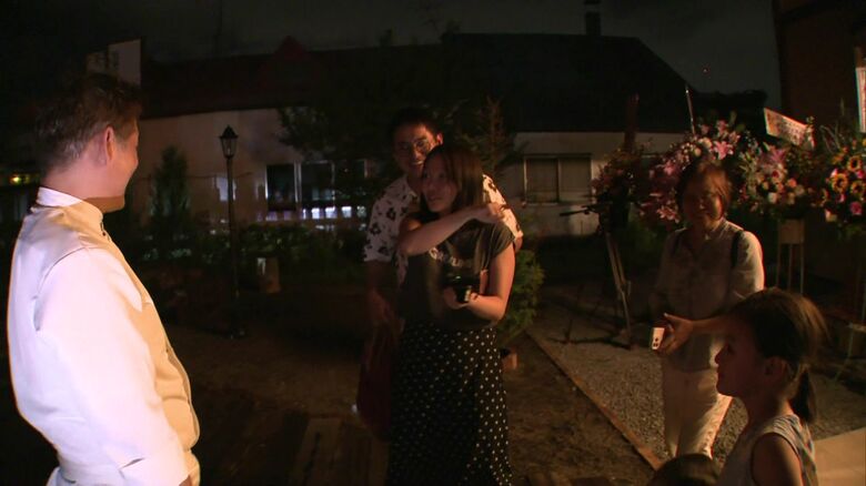 最後の客は外国からの観光客も満足