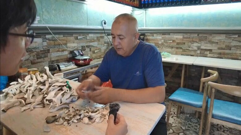 「忙しくて（ニュースを）見る時間もない！」男性の心の内はいかに