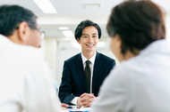 寝屋川市役所が「窓口業務」を午後8時まで延長へ…便利だけど働き方改革に逆行しないか聞いた
