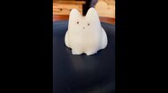 プルプルすぎる“猫型ゼリー”動画に謎の中毒性…飼い猫の反応は? 作り方も投稿者に聞いた