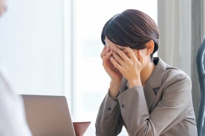 「人生100年時代」と聞いて約6割が“どんより”…年代別で40代女性の“ワクワク派”が最も少ない理由