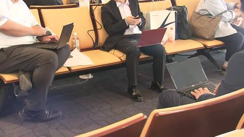 機内でのモバイルバッテリー“新ルール”開始　1人2個まで持ち込み制限　本体・スマホへの充電使用も禁止に