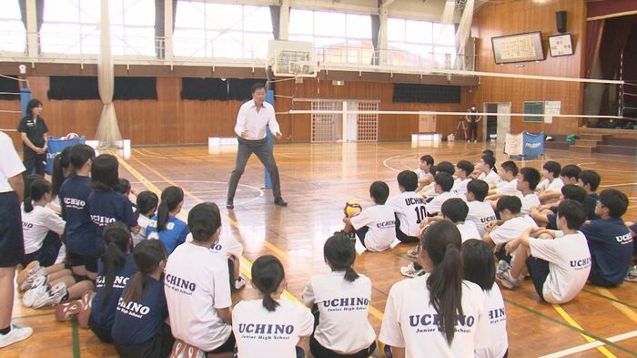 バレー部に指導