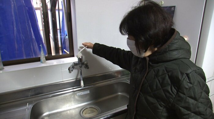 富山県氷見市栄町に住む女性
