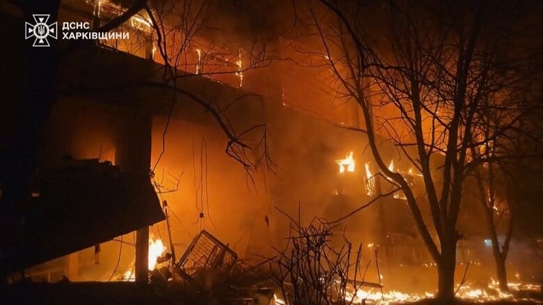 ウクライナ・ハルキウと周辺地域にロシア軍がドローン攻撃　住宅や行政庁舎、ガス供給管など被害　3人が死亡・子ども含む約60人負傷｜FNNプライムオンライン