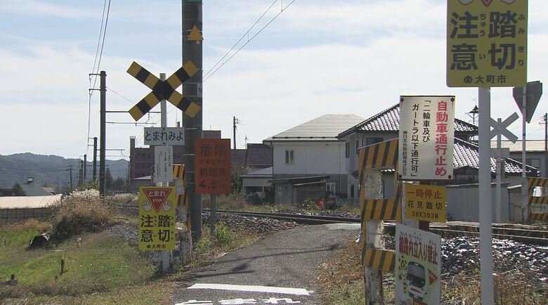 中学生が踏切事故で死亡　「命を守る以上のミッションはない」市長“第4種踏切の廃止へ”取り組み加速させる方針　20年以上JRと協議…利便性から存続求める声も　長野・大町市｜FNNプライムオンライン