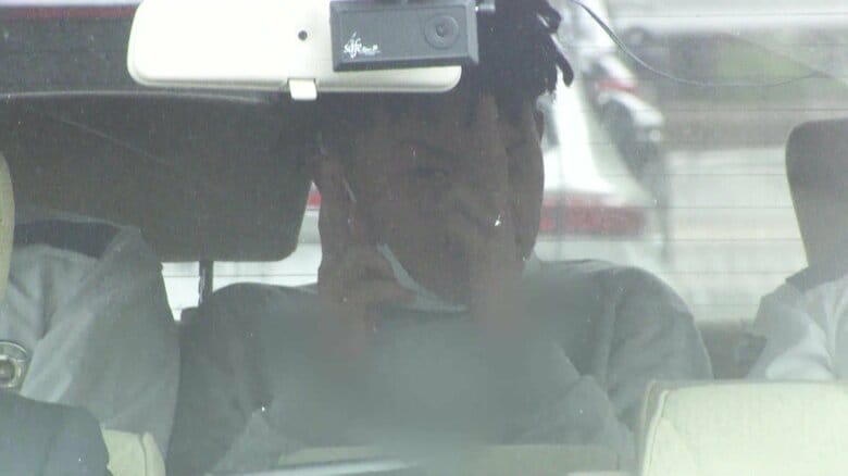 カメラにピースサインも…バールなどの凶器を準備した疑いで男5人逮捕　「強盗をする予定だった」　東京・上野｜FNNプライムオンライン