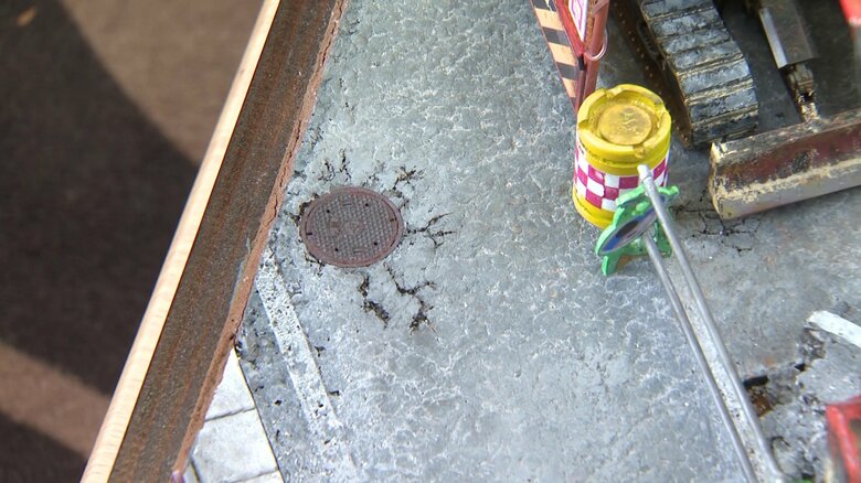 1円玉サイズのマンホールも