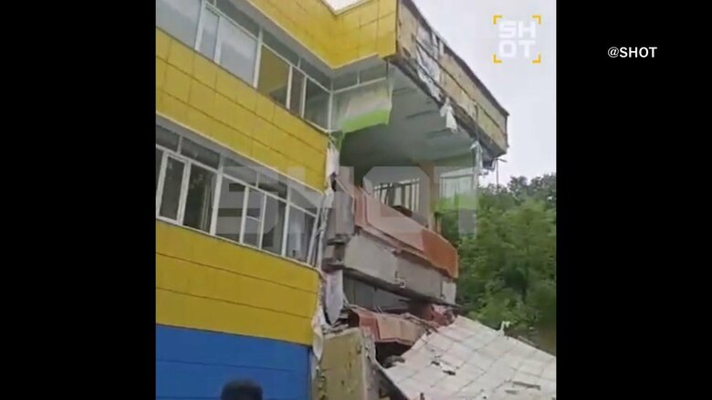 損壊した幼稚園の建物