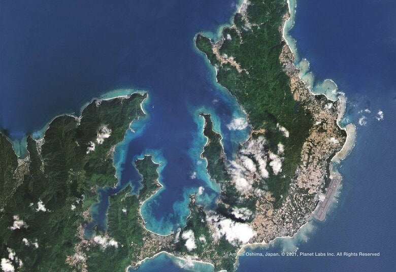 奄美大島笠利湾（28.46023 , 129.64000）