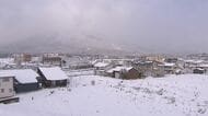 雪景色　長野県北部では平地でも積雪　信濃町14センチ、野沢温泉11センチ　住民「雪かき大変」　