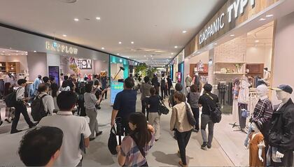 10月3日オープン「イオンモール須坂」は松本より3割広い“県内最大級”　約170の専門店、県内初出店は58店　地場産品扱うコーナーや約1100席のフードコート、子ども向け施設も
