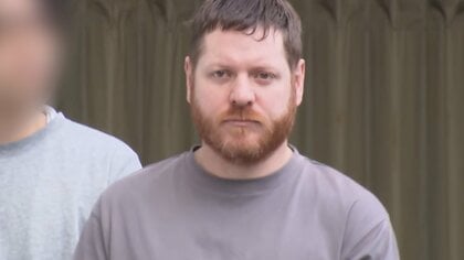 「ビデオゲームの中にいる感覚で事故」都内でトラック盗み当て逃げ繰り返した疑い、米国籍の男逮捕　計8件の事故起こしたか