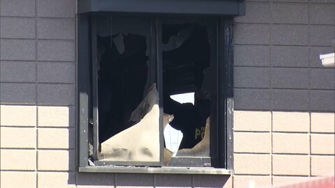 「2階から白い煙が見える」　住宅火災で高齢夫婦が死亡　茨城・取手市