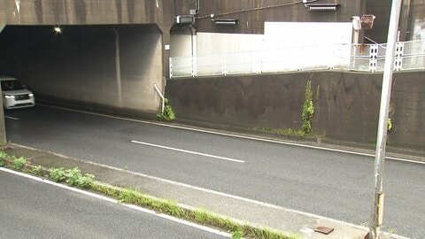 車横転で10代男性2人死亡　男子高校生を逮捕