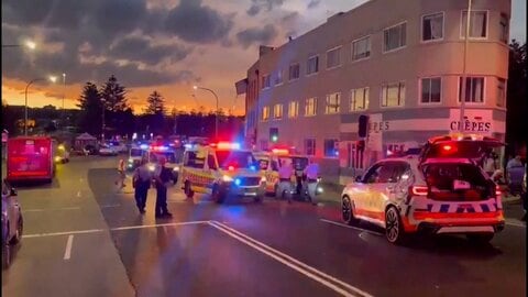 ビーチでユダヤ人を狙った銃撃テロ…16人死亡42人負傷　容疑者親子の父は死亡　日本人被害なし　オーストラリア・シドニー