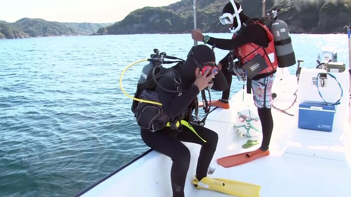 竹下記者も海へダイビング!