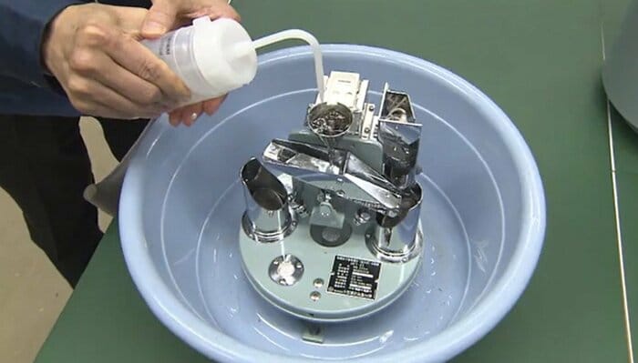 雨量計の中にある転倒ます