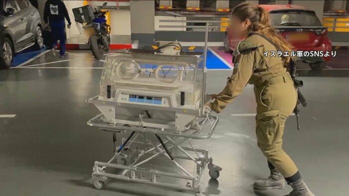 イスラエル軍は女性兵士が車両に保育器を運び込む様子を投稿