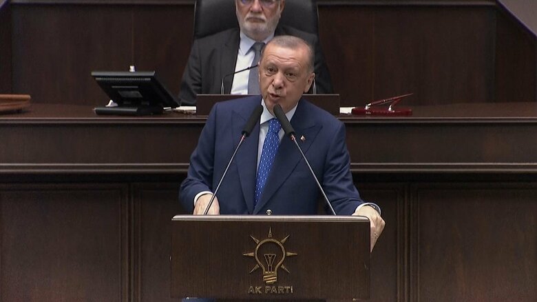 議会で演説するエルドアン大統領(アンカラ 5月18日)