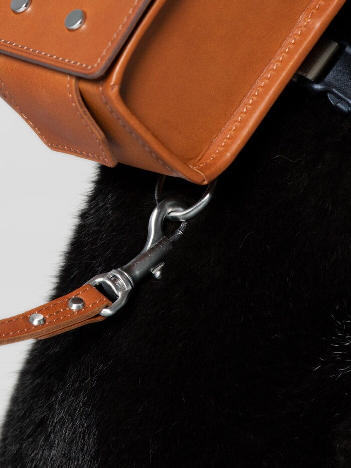 （出典:土屋鞄製造所）