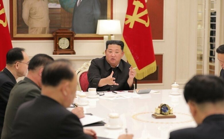 コロナ対策の会議を主催する金正恩総書記