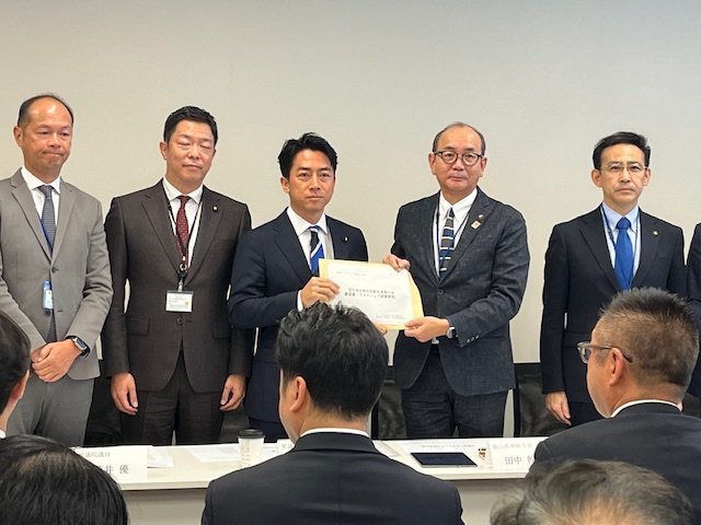 超党派ライドシェア勉強会では各自治体の首長から法改正の要望があった