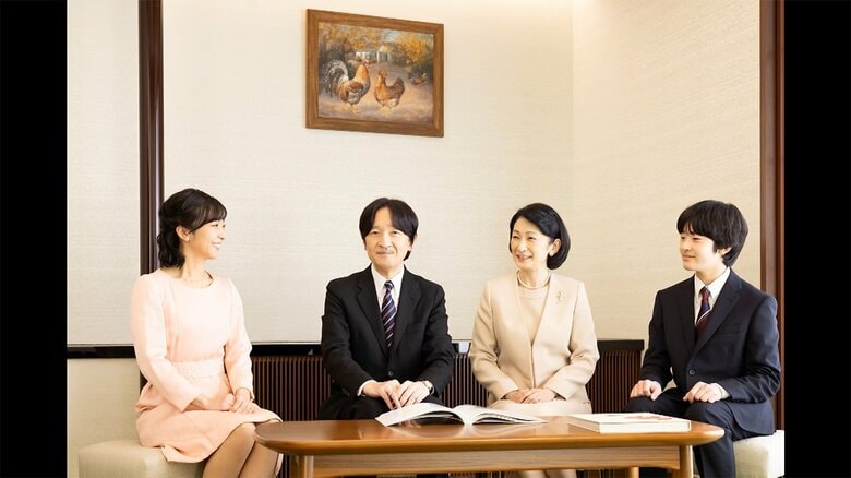 2022年12月24日･秋篠宮邸（宮内庁提供）